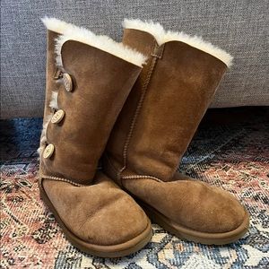 Bailey Button Triplet Uggs